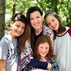 Meet your Posher, Leah